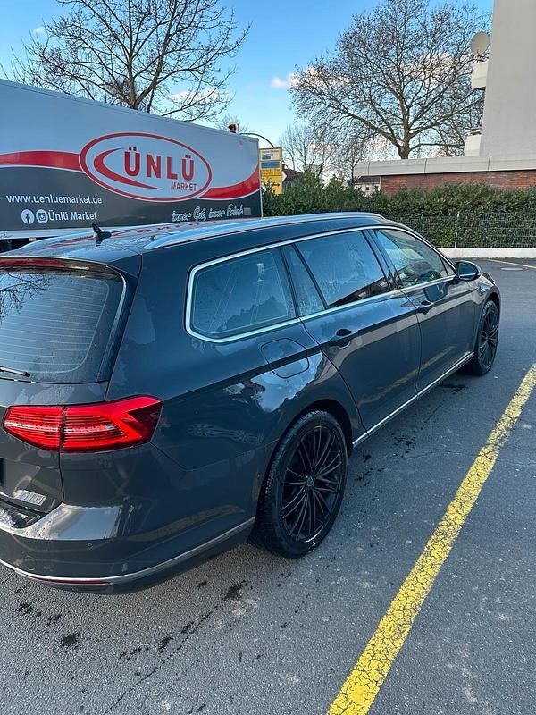 Gebraucht VW Passat 150 PS (110 kW) 2015 Grau Kombi
