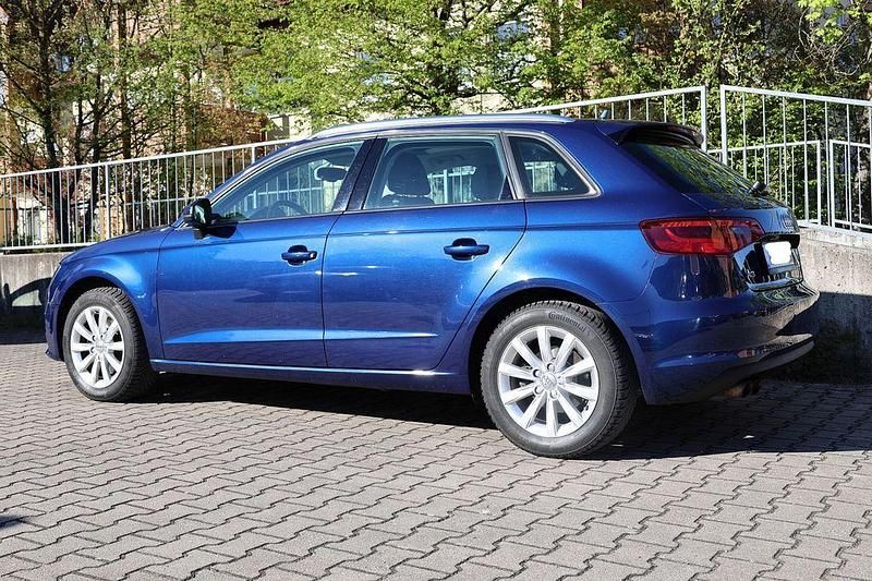 Second-hand Audi A3 Ambiente 179 CP (131 kW) 2016 Albastru Break