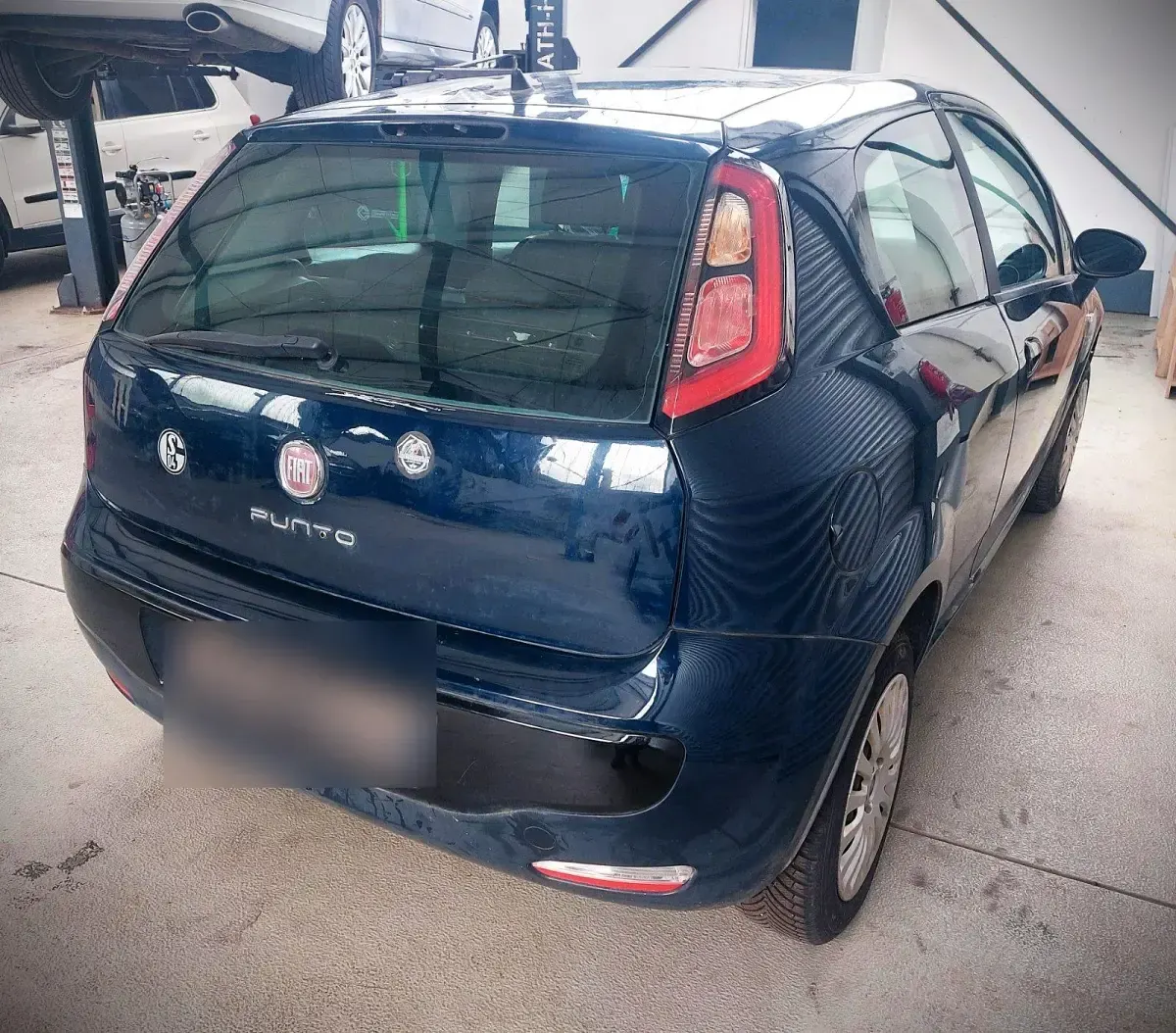 Usata Fiat Punto 77 CV (56 kW) 2011 Blu Utilitaria