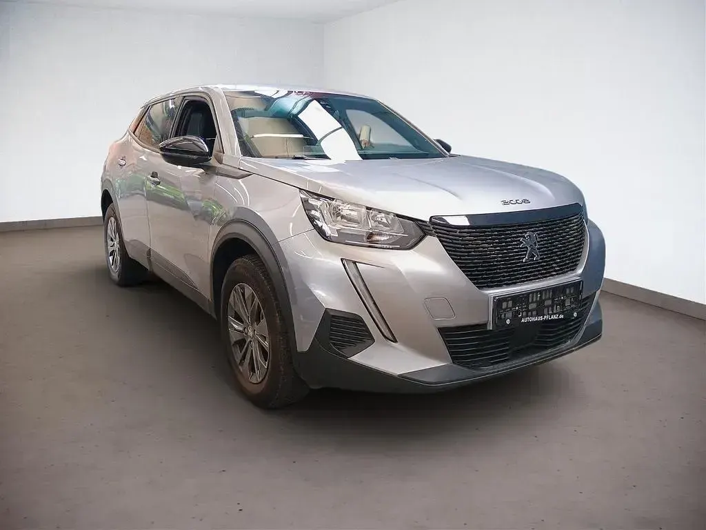 Gebraucht Peugeot 2008 Active 131 PS (96 kW) 2023 Grau SUV