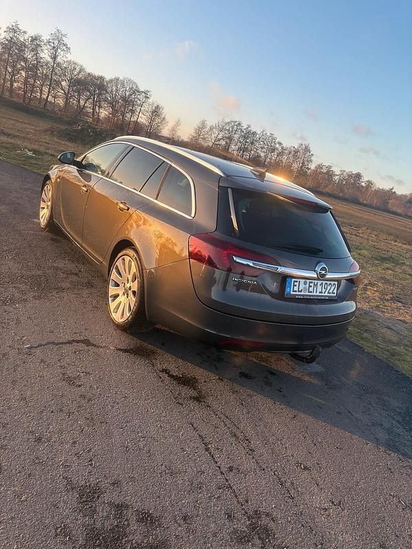 Gebraucht Opel Insignia 136 PS (100 kW) 2016 Grau Kombi