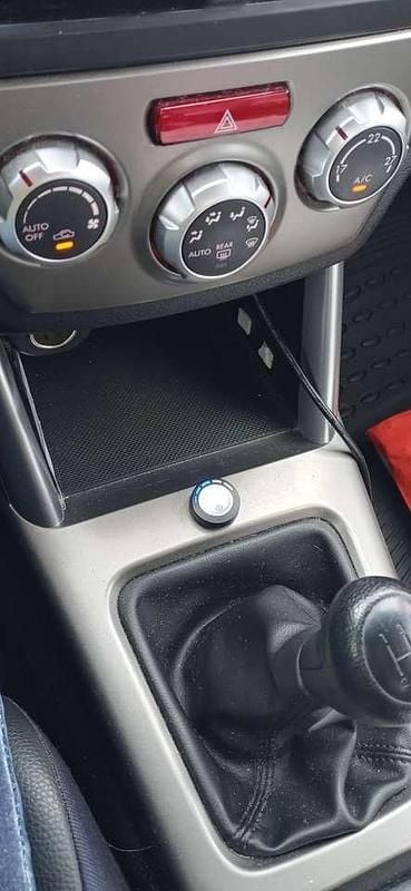 Grau Gebraucht 2011 Subaru Forester Comfort SUV | 6.100 € (Superpreis) - Bild 1/4