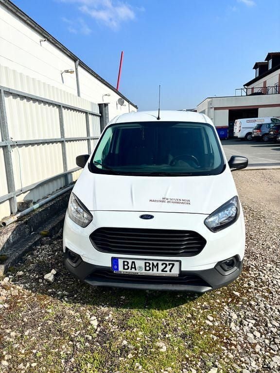 Gebraucht Ford Transit 116 PS (85 kW) 2023 Weiß Van / Kleinbus