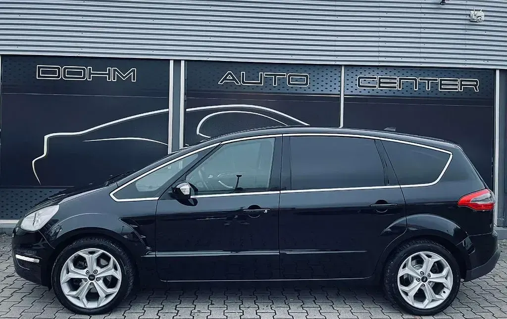 Gebraucht Ford S-MAX Titanium 163 PS (119 kW) 2010 Pantherschwarz metallic Van / Kleinbus