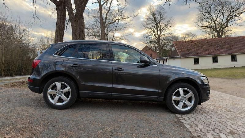 Gebraucht Audi Q5 Comfort 211 PS (155 kW) 2009 Grau SUV