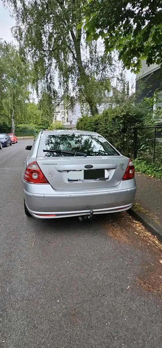 Gebraucht Ford Mondeo 140 PS (102 kW) 2005 Silber Limousine
