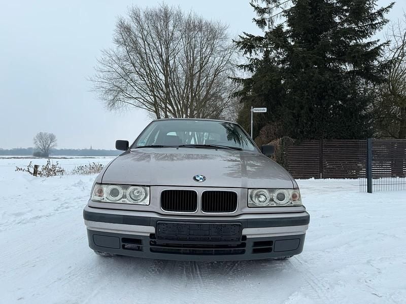 Gebraucht BMW 316 102 PS (75 kW) 1997 Grau Limousine