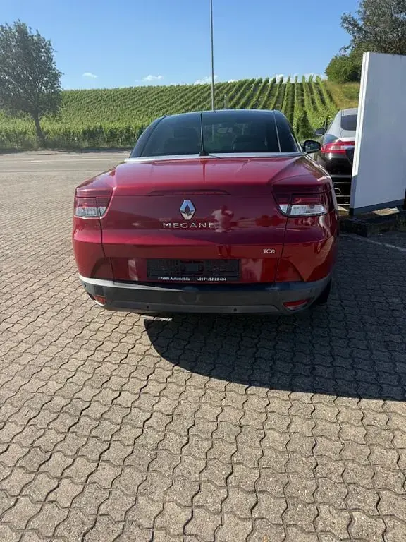 Gebraucht Renault Mégane Cabriolet Luxe 131 PS (96 kW) 2010 Rot Cabrio