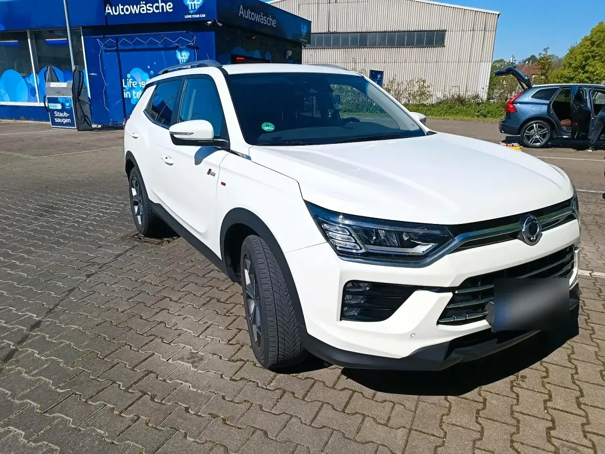 Gebraucht SsangYong Korando 163 PS (119 kW) 2022 Weiß SUV