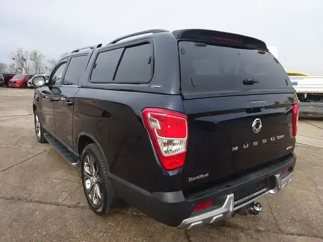 Gebraucht SsangYong Musso Sapphire 181 PS (133 kW) 2021 Blau Pickup