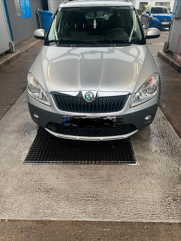 Gebraucht Skoda Fabia 86 PS (63 kW) 2011 Silber Kleinwagen