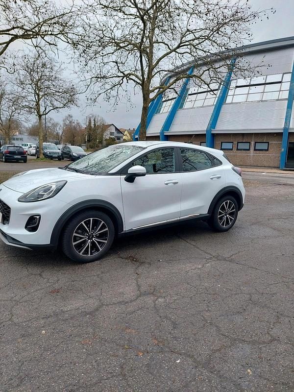 Gebraucht Ford Puma Titanium 125 PS (91 kW) 2020 Weiß SUV