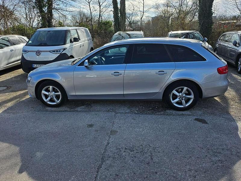 Gebraucht Audi A4 150 PS (110 kW) 2014 Silber Kombi