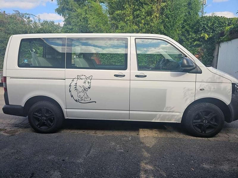 Weiß Gebraucht 2011 VW T5 Van | 9.900 € (Guter Preis) - Bild 1/3