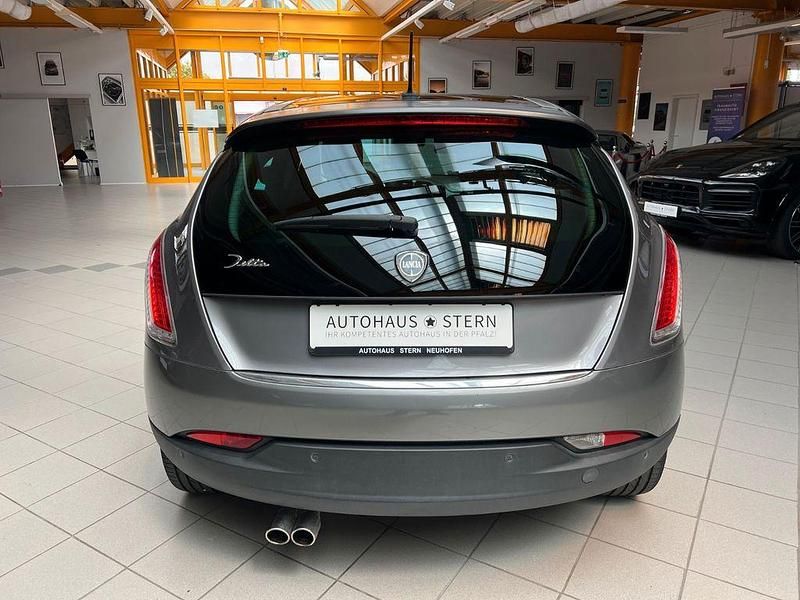 Gebraucht Lancia Delta 150 PS (110 kW) 2008 Schwarz Kleinwagen