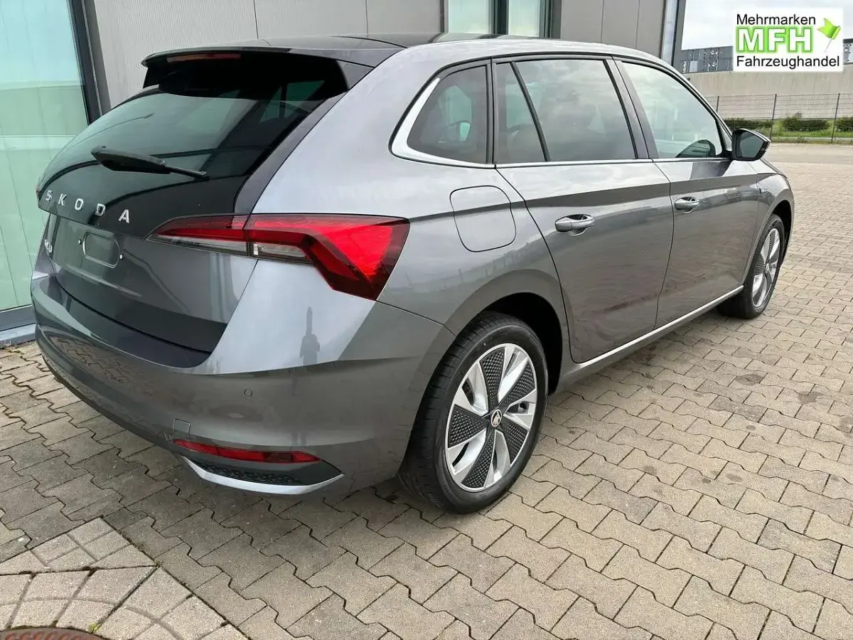 Neu Skoda Scala Easy 150 PS (110 kW) 2025 Wählbar Kleinwagen