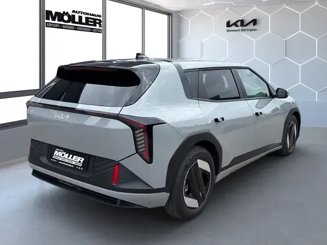 Neu Kia EV4 Earth 150 kW (204 PS) 2026 Grau Limousine