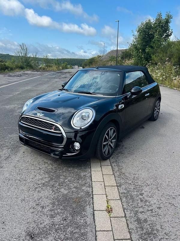 Schwarz Gebraucht 2016 Mini Cooper S Kleinwagen | 22.200 € (Teuer) - Bild 1/4