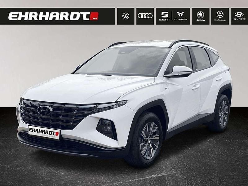 Weiß Gebraucht 2021 Hyundai Tucson Select SUV | 23.290 € (Guter Preis) - Bild 1/3