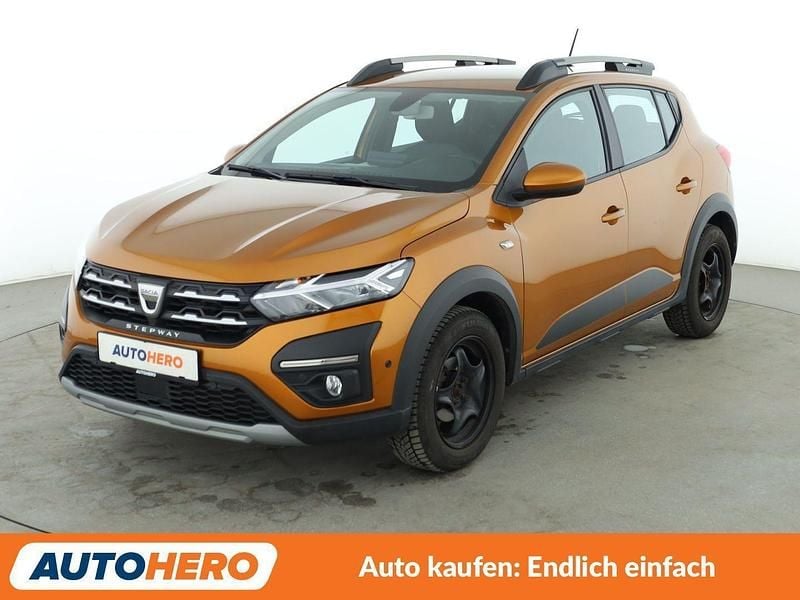 Orange Gebraucht 2021 Dacia Sandero Comfort Kleinwagen | 13.240 € (Guter Preis) - Bild 1/3