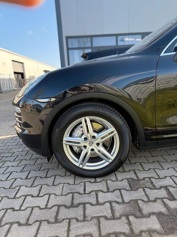 Gebraucht Porsche Cayenne S 400 PS (294 kW) 2012 Schwarz SUV