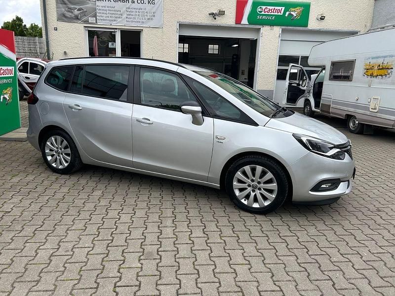 Gebraucht Opel Zafira Active 140 PS (102 kW) 2016 Silber Van / Kleinbus