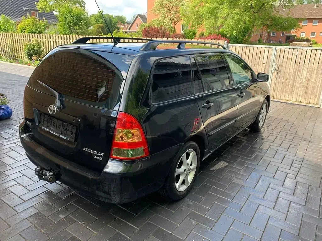 Gebraucht Toyota Corolla 90 PS (66 kW) 2006 Schwarz Kombi