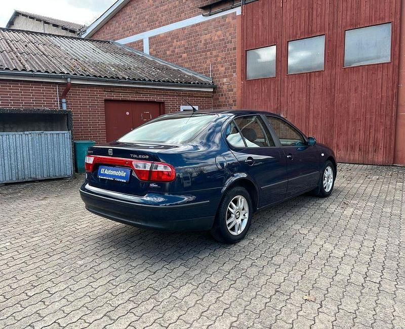 Gebraucht Seat Toledo Stella 101 PS (74 kW) 2001 Blau Limousine