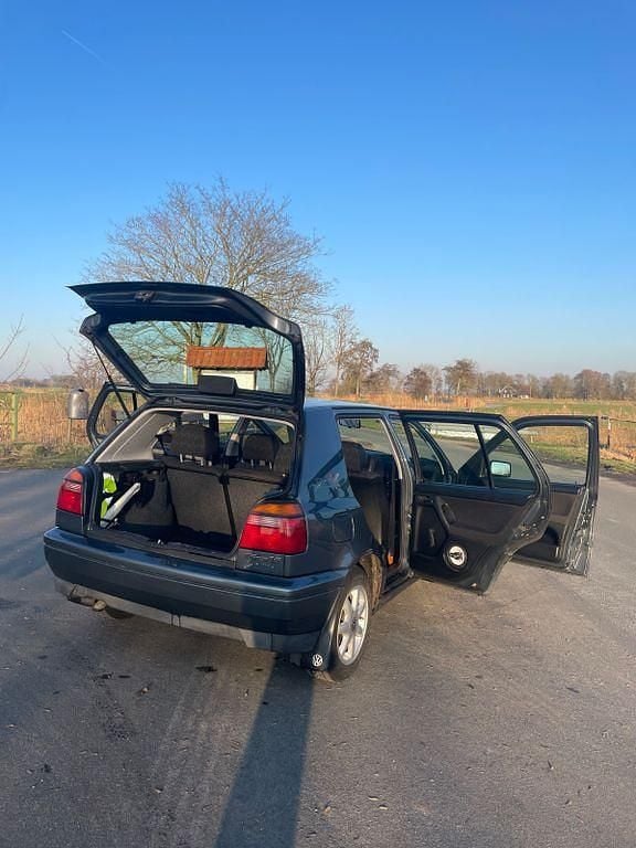 Gebraucht VW Golf III 101 PS (74 kW) 1997 Grau Limousine