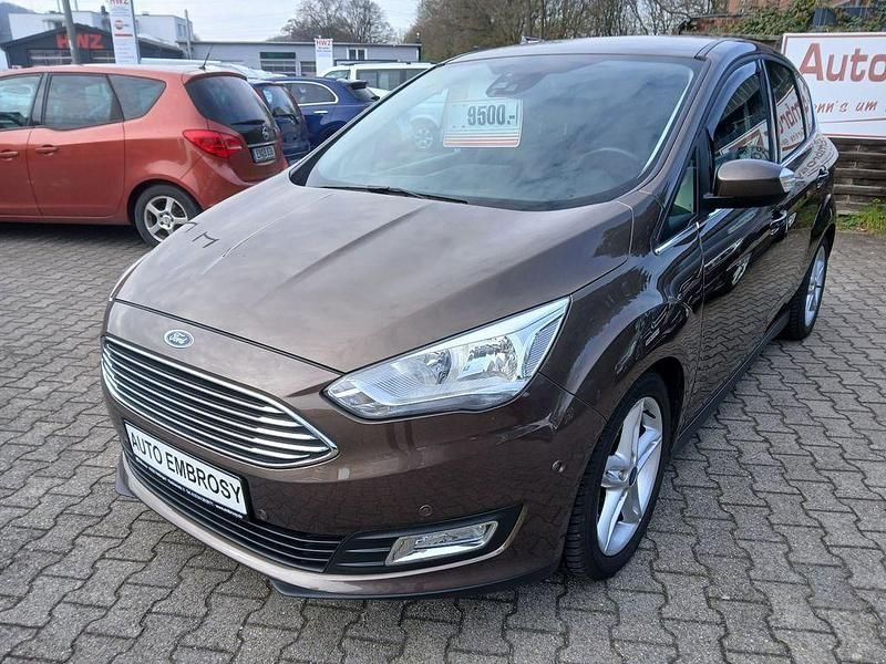 Gebraucht Ford C-MAX Titanium 150 PS (110 kW) 2017 Braun Van / Kleinbus