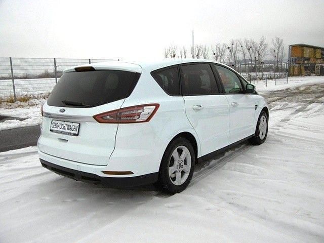 Gebraucht Ford S-MAX Trend 160 PS (117 kW) 2016 Weiß Van / Kleinbus