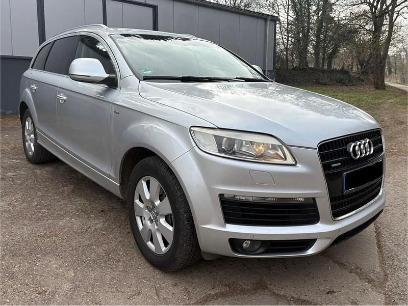 Silber Gebraucht 2007 Audi Q7 S-Line SUV | 7.400 € (Fairer Preis) - Bild 1/4