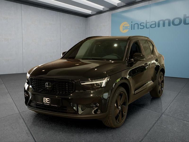 Schwarz Neu 2025 Volvo XC40 SUV | 51.299 € (Teuer) - Bild 1/4