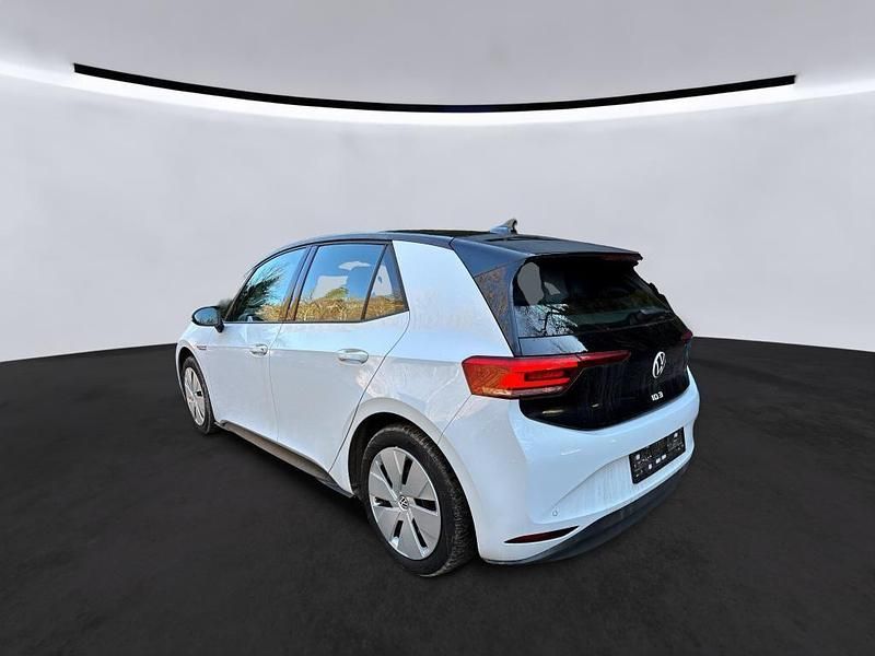 Gebraucht VW ID.3 Pure 110 kW (150 PS) 2022 Weiß Kleinwagen