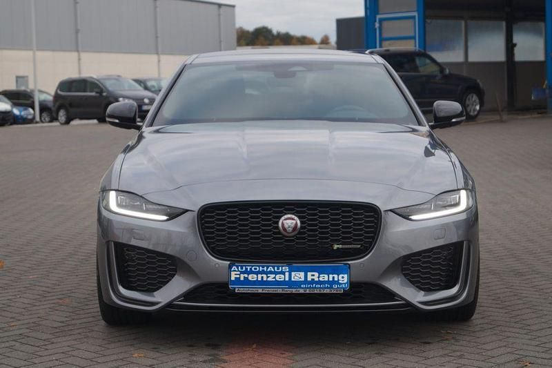 Gebraucht Jaguar XE R-Dynamic 204 PS (150 kW) 2023 Grau Limousine