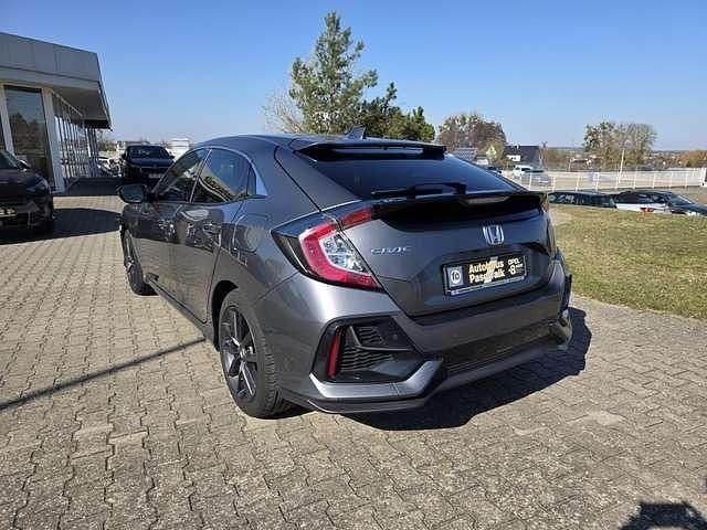 Gebraucht Honda Civic Elegance 126 PS (92 kW) 2022 Polished metallic Limousine