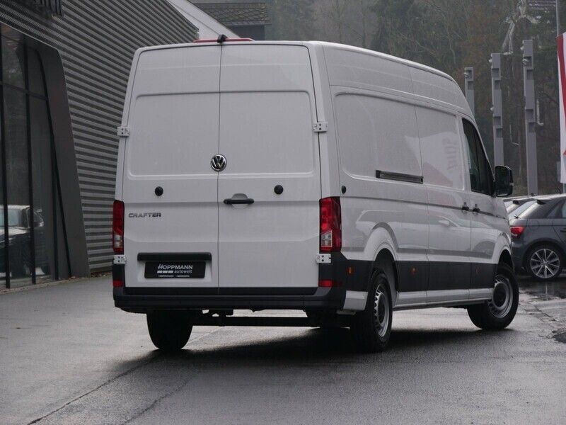 Gebraucht VW Crafter 140 PS (102 kW) 2023 Weiss Van