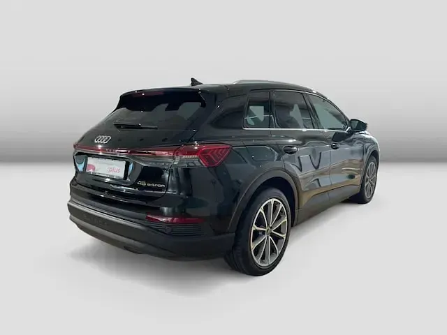 Gebraucht Audi Q4 e-tron Comfort 210 kW (286 PS) 2026 Mythosschwarz metallic SUV