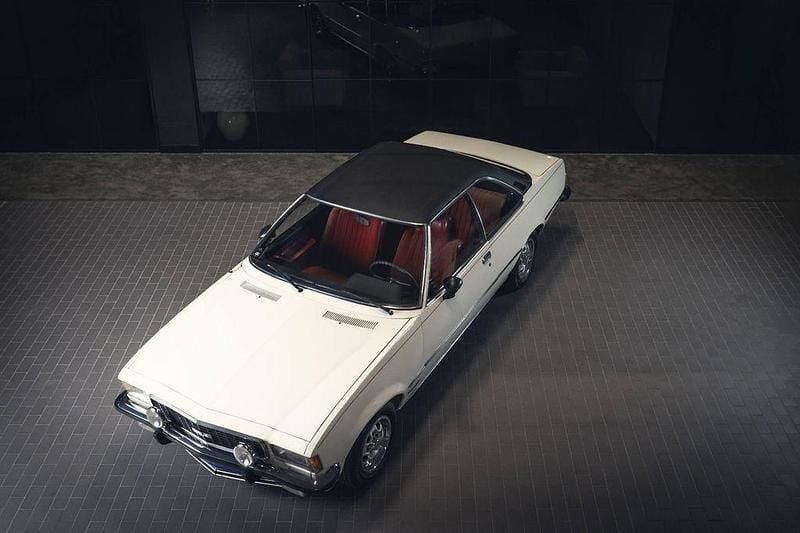 Weiß Gebraucht 1973 Opel Commodore GSe Coupé | 36.970 € - Bild 1/4