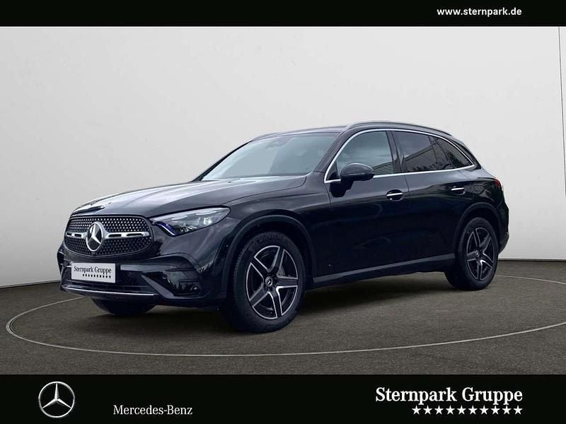 Unilack schwarz Gebraucht 2024 Mercedes GLC300 Premium SUV | 65.490 € (Etwas zu teuer) - Bild 1/4