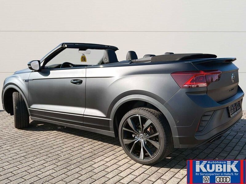 Gebraucht VW T-Roc Cabriolet R-line Edition 150 PS (110 kW) 2024 Deep black matt Cabrio