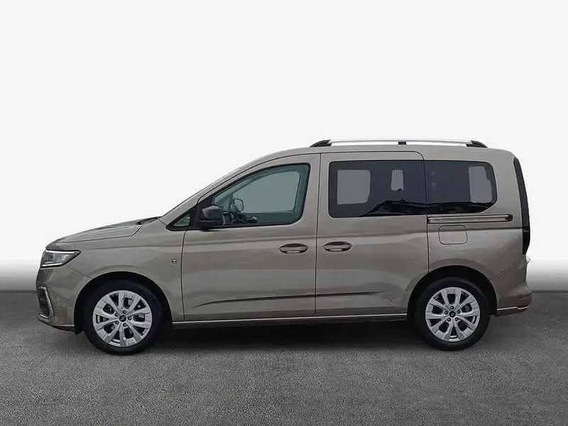 Gebraucht Ford Tourneo Titanium 114 PS (83 kW) 2024 Silber Kombi