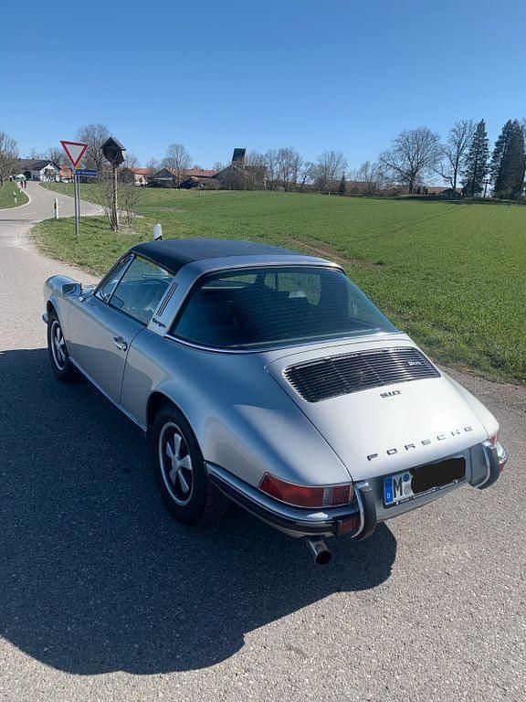 Gebraucht Porsche 911 140 PS (102 kW) 1972 Silber