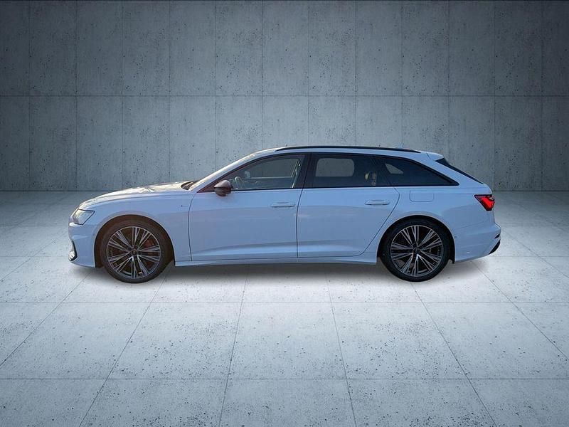 Gebraucht Audi A6 Ambiente 367 PS (269 kW) 2022 Gletscherweiß metallic Kombi