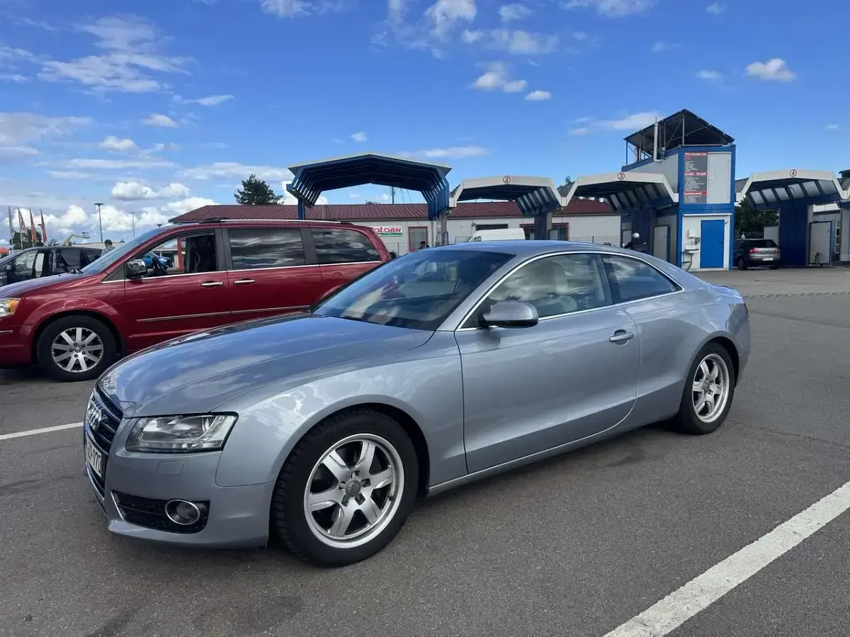 Gebraucht Audi A5 239 PS (175 kW) 2009 Silber Coupé