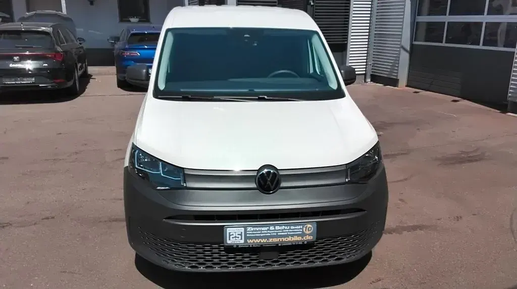 Gebraucht VW Caddy Basis 102 PS (75 kW) 2024 Weiß Van / Kleinbus