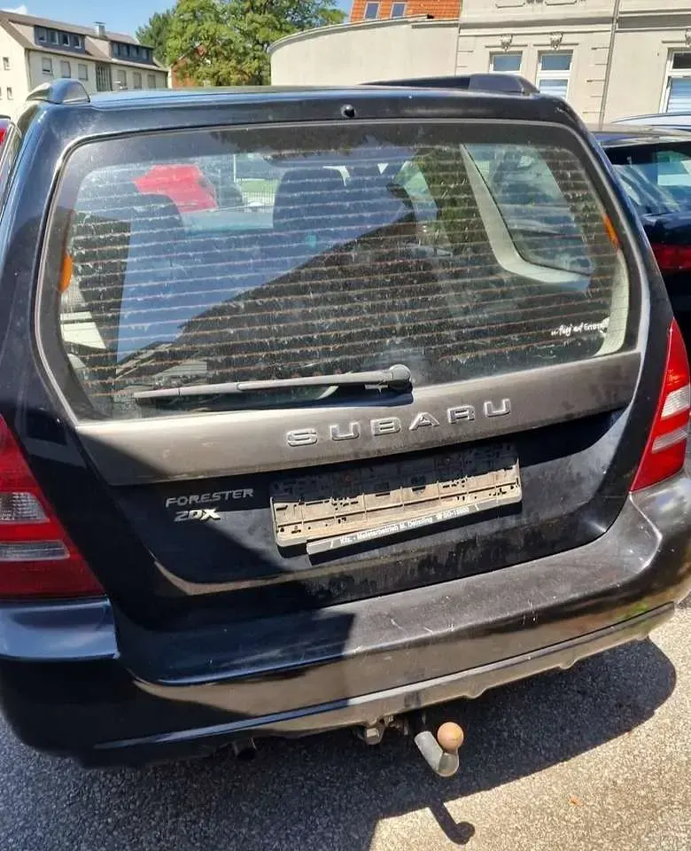 Gebraucht Subaru Forester 125 PS (91 kW) 2004 Schwarz SUV