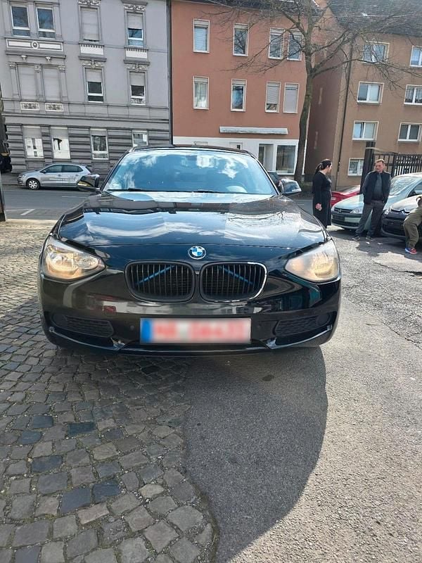 Gebraucht BMW 116 136 PS (100 kW) 2012 Schwarz Kleinwagen