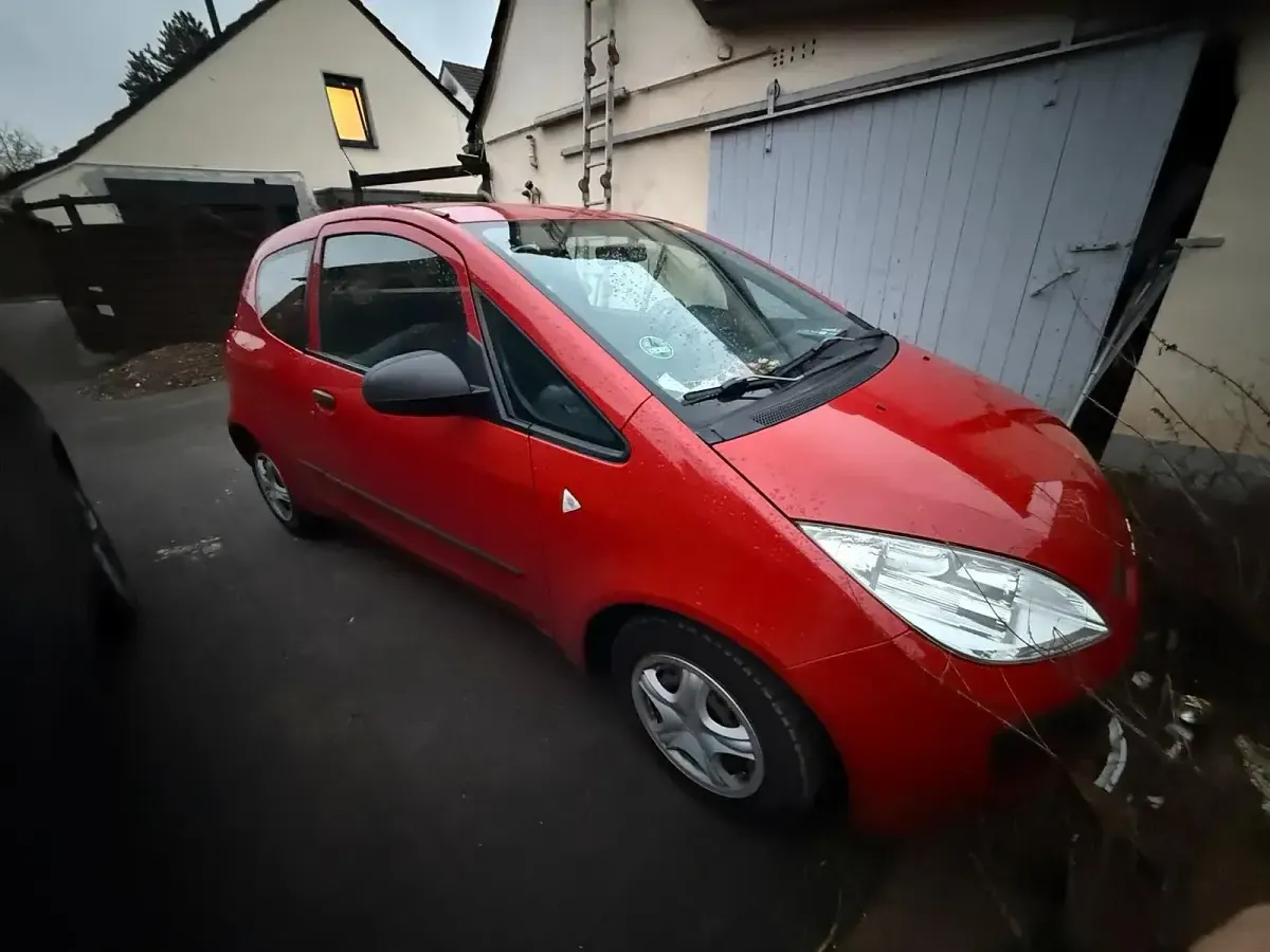 Gebraucht Mitsubishi Colt 75 PS (55 kW) 2008 Rot Kleinwagen