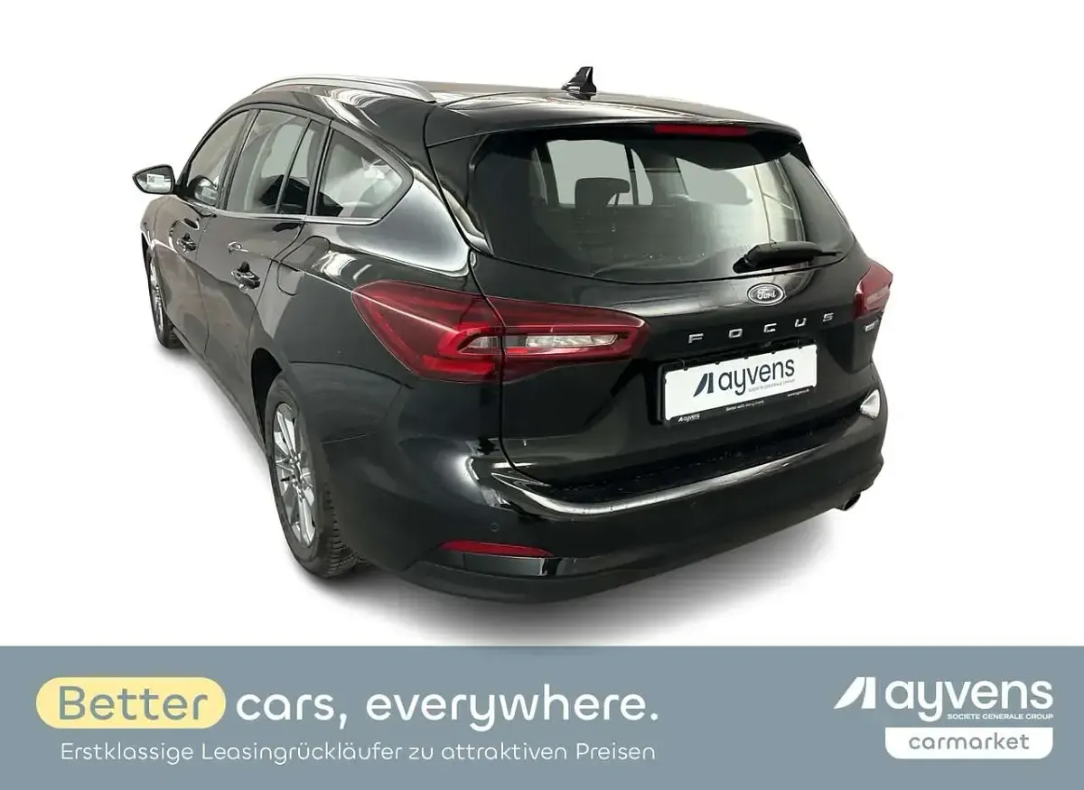 Gebraucht Ford Focus 125 PS (91 kW) 2023 Obsidianschwarz metallic Coupé